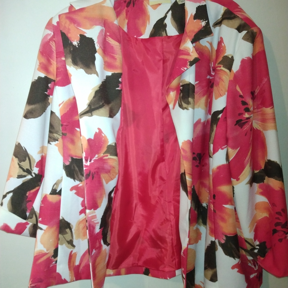 Women's floral suit jacket